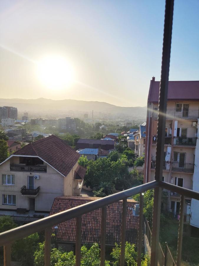 Homelike B&B Tbilisi Eksteriør billede